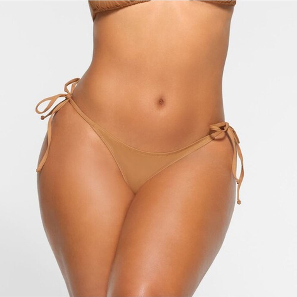 * New SKIMS ~ Recycled Signature Swim Low Rise Tie Bottoms Size 2X ALMOND